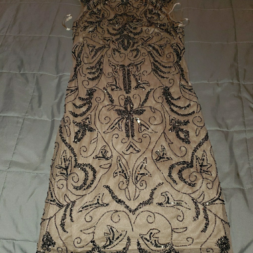 Adrianna Papell beaded cocktail dress